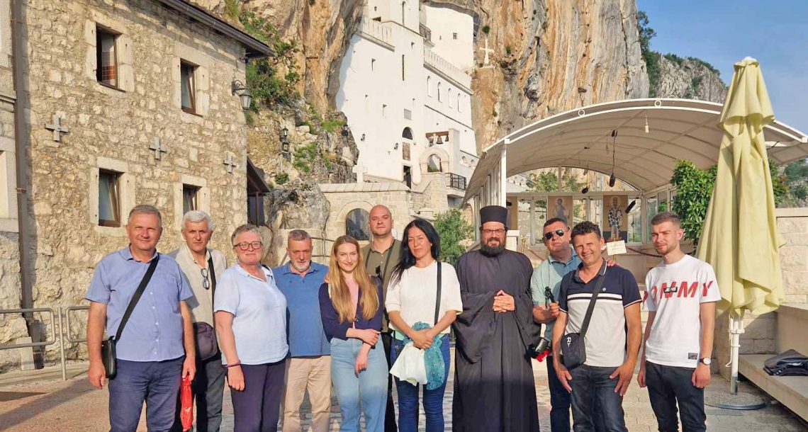 Manastir Ostrog