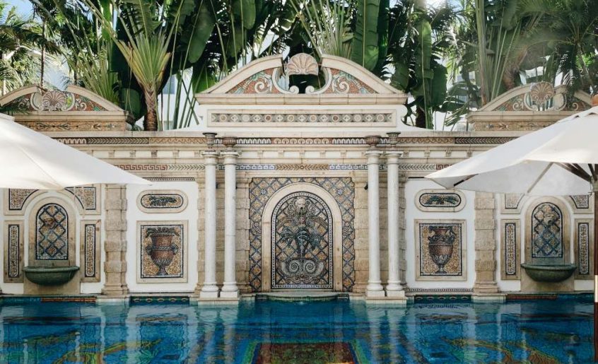 versace vila majami